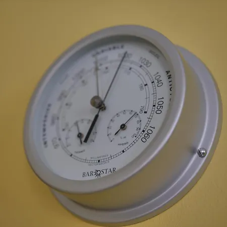 Апартаменты A 50m Reves Ensables Les Bains De *