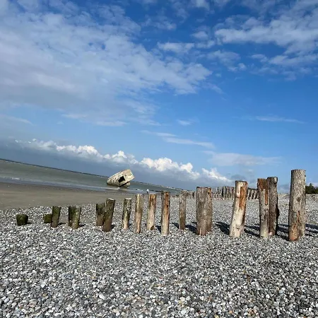 A 50m Reves Ensables Les Bains De * Mers-les-Bains