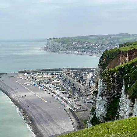 A 50m Reves Ensables Les Bains De * Mers-les-Bains
