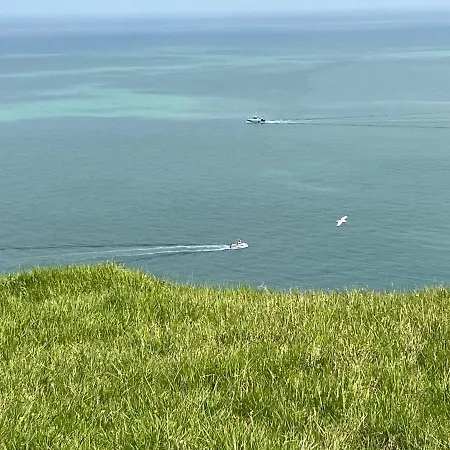 A 50m Reves Ensables Les Bains De *